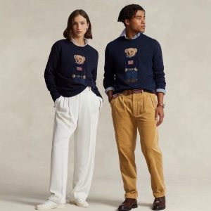 Premium knit classic preppy bear sweater navy blue luxury dupe by hype-outfit-shop.com 2026 2027