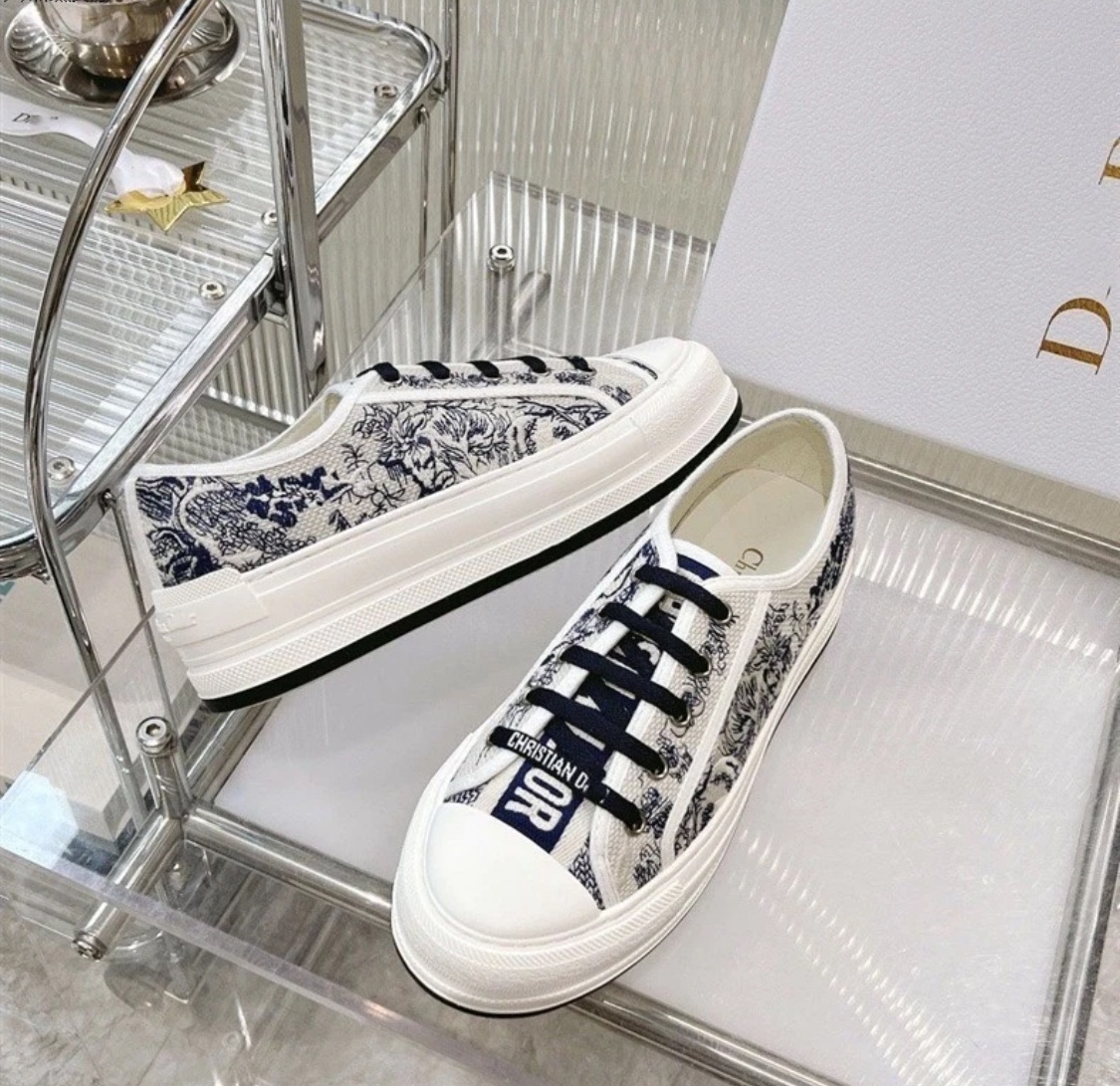 Luxury Designer Canvas Sneakers (2026 Edition) - Зображення 13