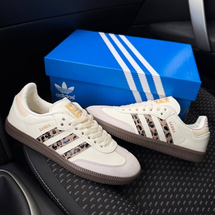 Premium Samba unisex sneakers in cream white leather with dark green side stripes and leopard print heel tab by Hype Outfit Shop