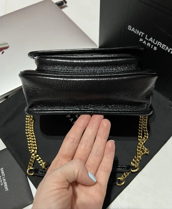 Quilted leather chain shoulder bag and luxury crossbody purse from Hype Outfit Shop