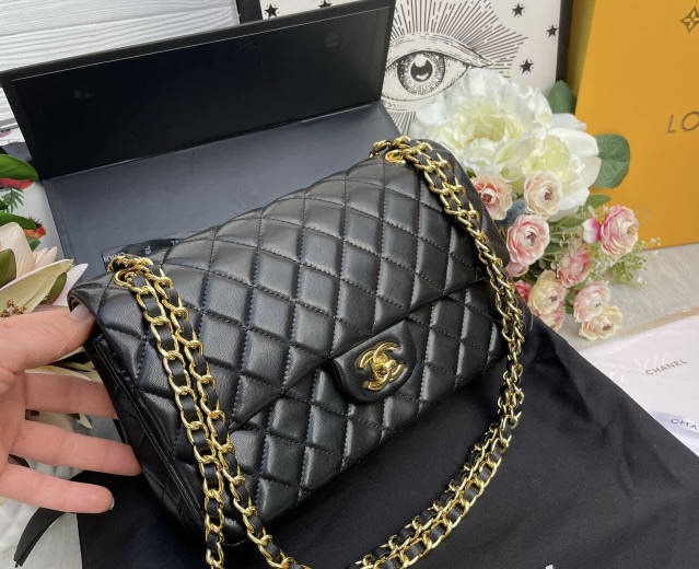 Classic CF Caviar quilted flap crossbody bag 25cm with elegant chain strap from Hype Outfit Shop